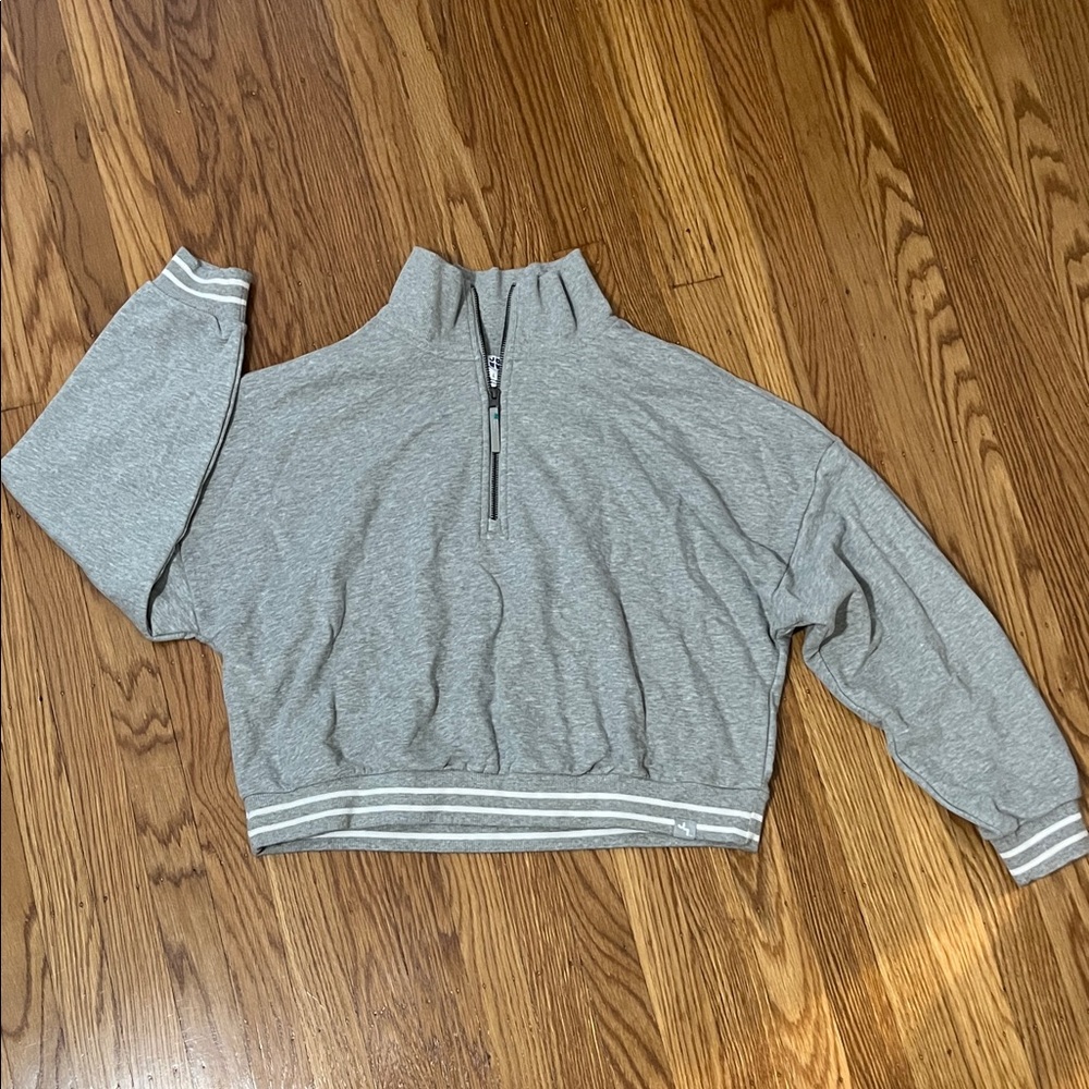 Grey Cropped Pullover